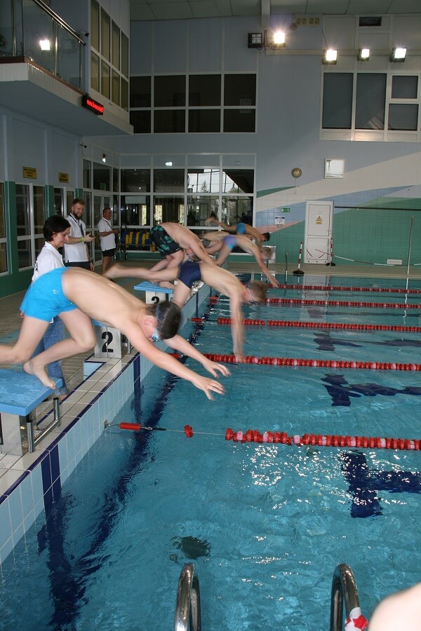 mistrzostwa szkoły w pływaniu